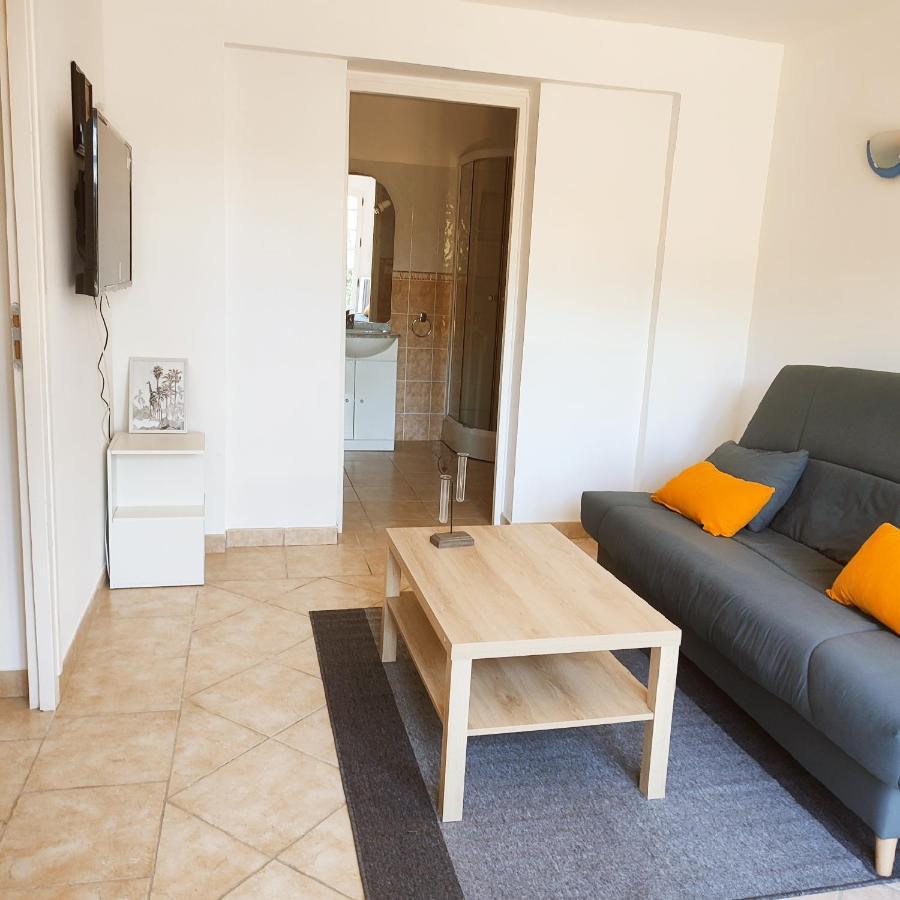 Appartamento Orpheus83 Saint-Raphaël Esterno foto